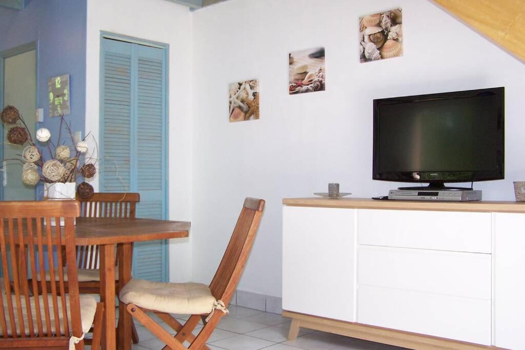 Maison Avec Jardin Clos. Animaux Acceptes - Wifi - Proche Plages De La Trinite Sur Mer Et Carnac 외부 사진